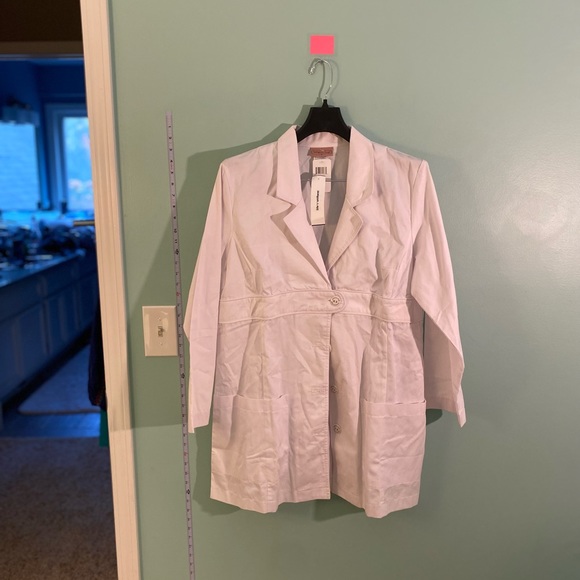 🔥NWT🔥Katherine Heigl Collection Healthcare Uniform. - Picture 15 of 16